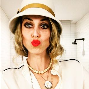 Meet your Posher, Megan